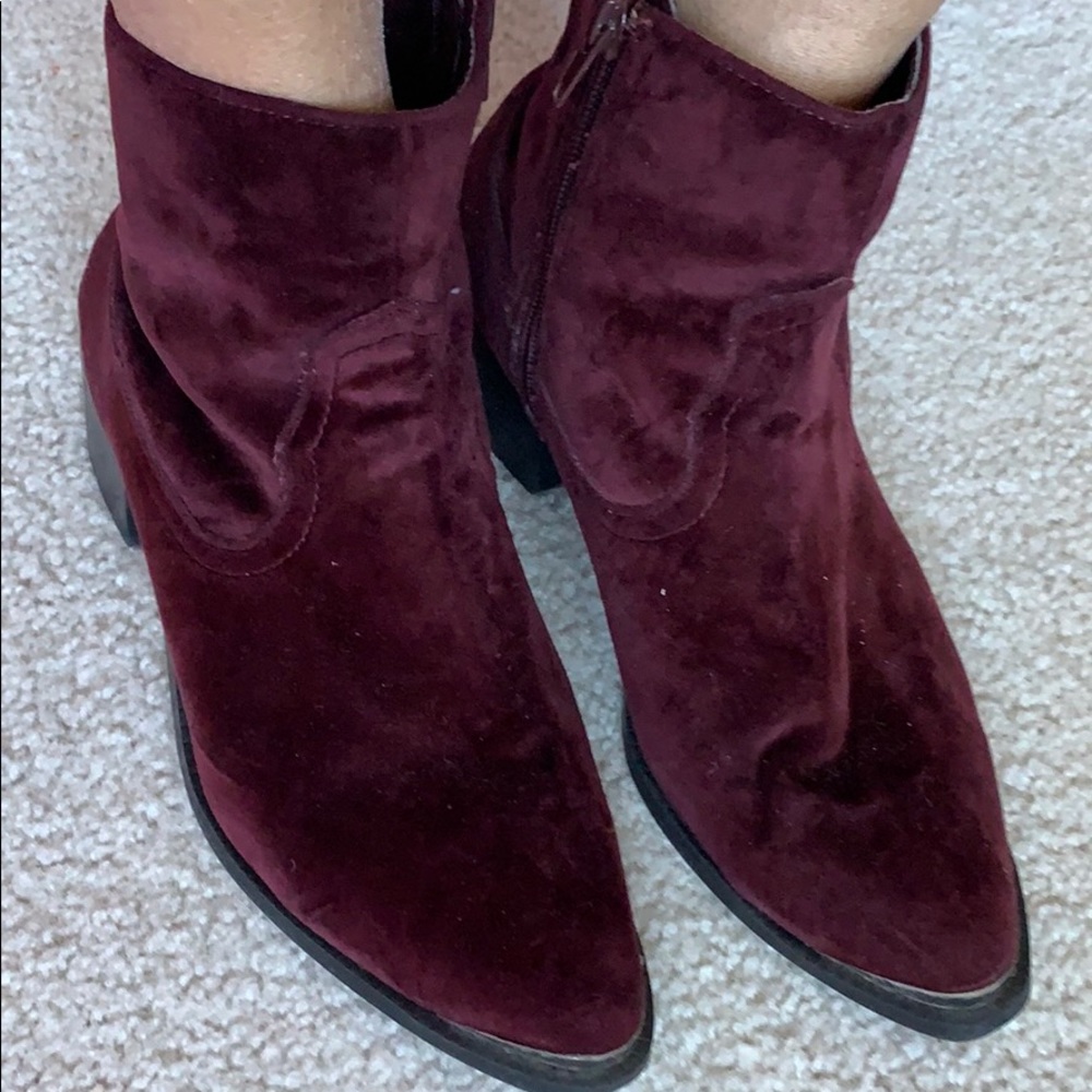 Forever 21 burgundy booties sz 7